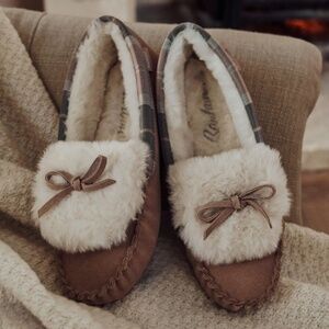 BARBOUR Darcie Faux Shearling Moccasin in Tan Suede - Size 8